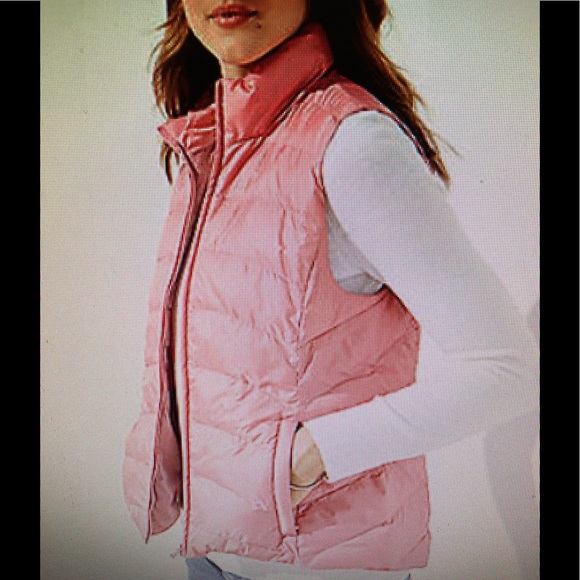 LOFT Jackets & Blazers - LOFT PUFFER VEST SIZE M PINK. NWT!